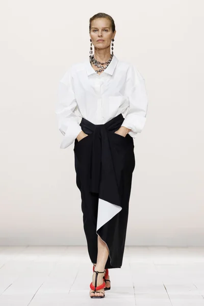Look 6